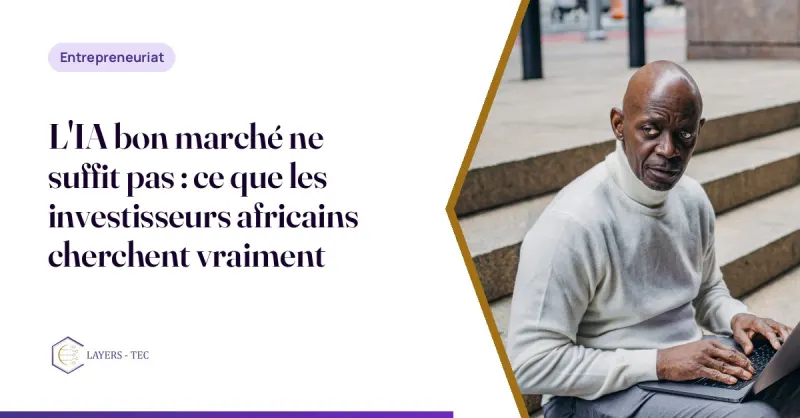 Un entrepreneur africain travaillant sur un ordinateur portable, représentant l'innovation technologique et le développement de produits numériques.